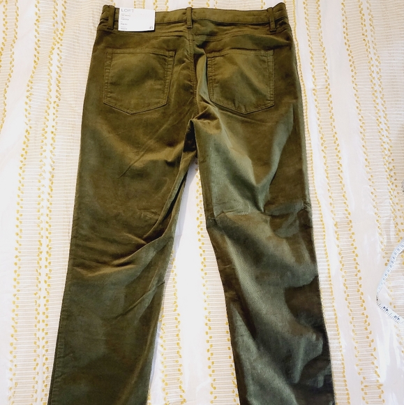 LOFT Corduroy Skinny High Rise Olive Green Pants Size 12 NWT - Picture 2 of 5